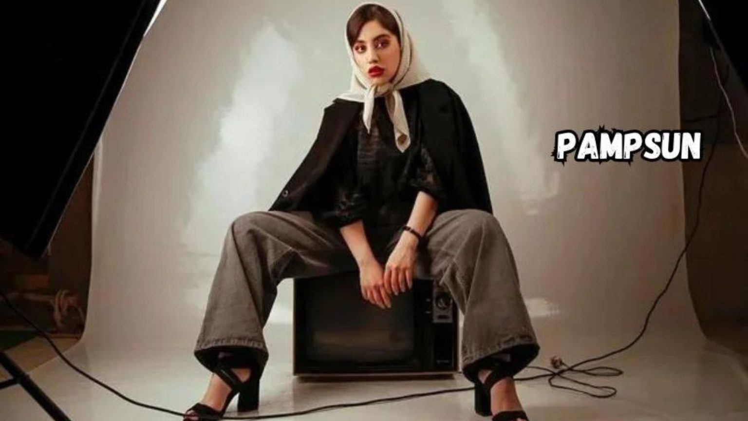 Pampsun: The Trend That Defined Early 2000s Fashion Pampsun: The Trend That Defined Early 2000s Fashion