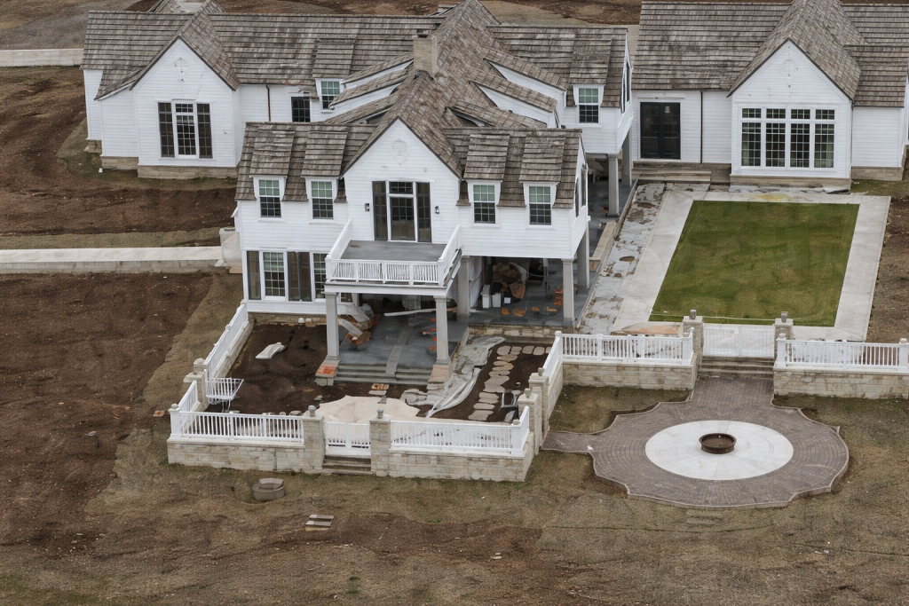 Carrie Underwood House: Inside Her Stunning Tennessee Home