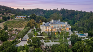 Elon Musk House, Inside the Billionaire’s Unique Living Choices Elon Musk House: A Look Inside His Surprising Homes